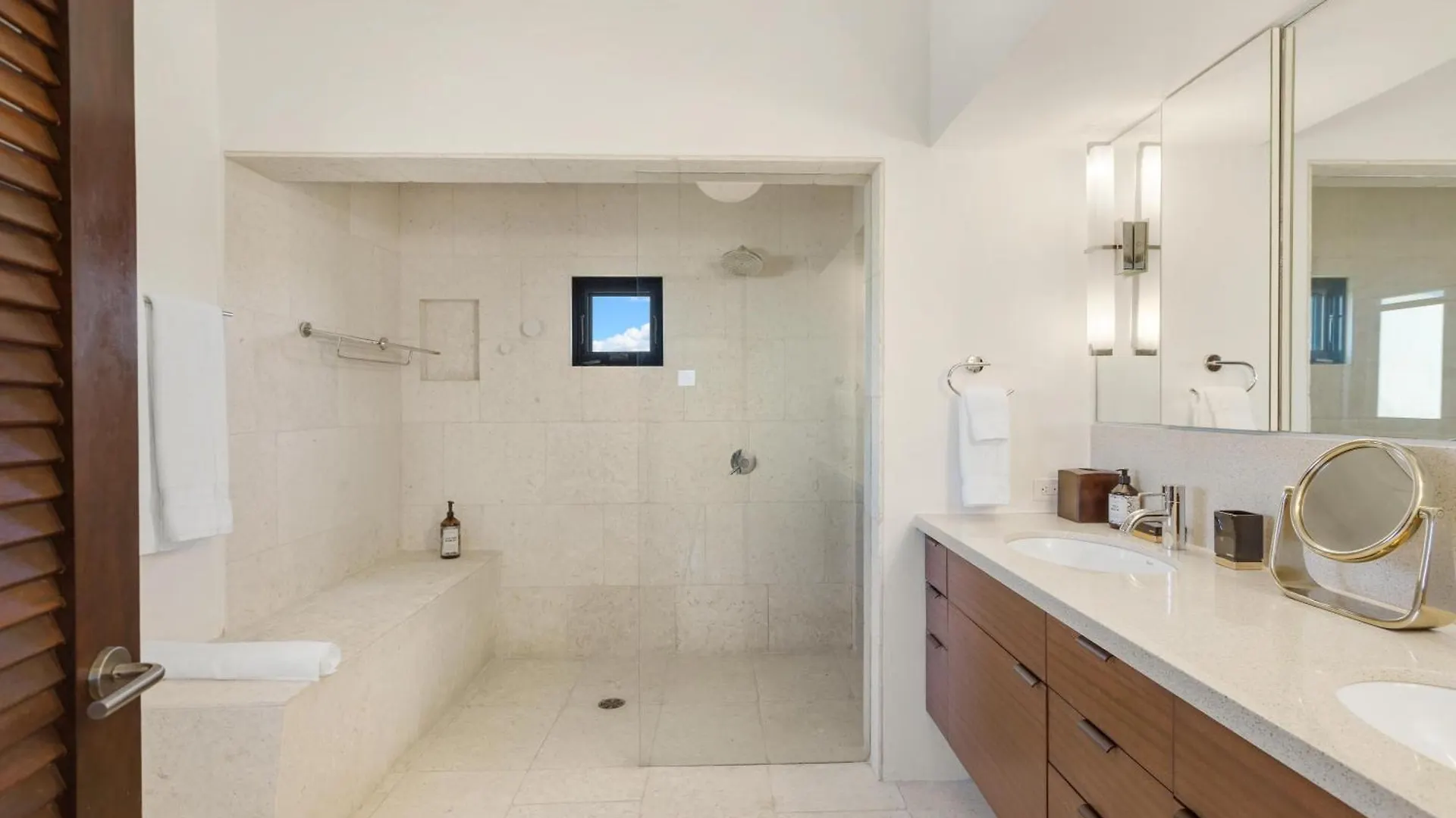 Апартаменты Songbird 4 Bedroom Anguilla Villa Валли