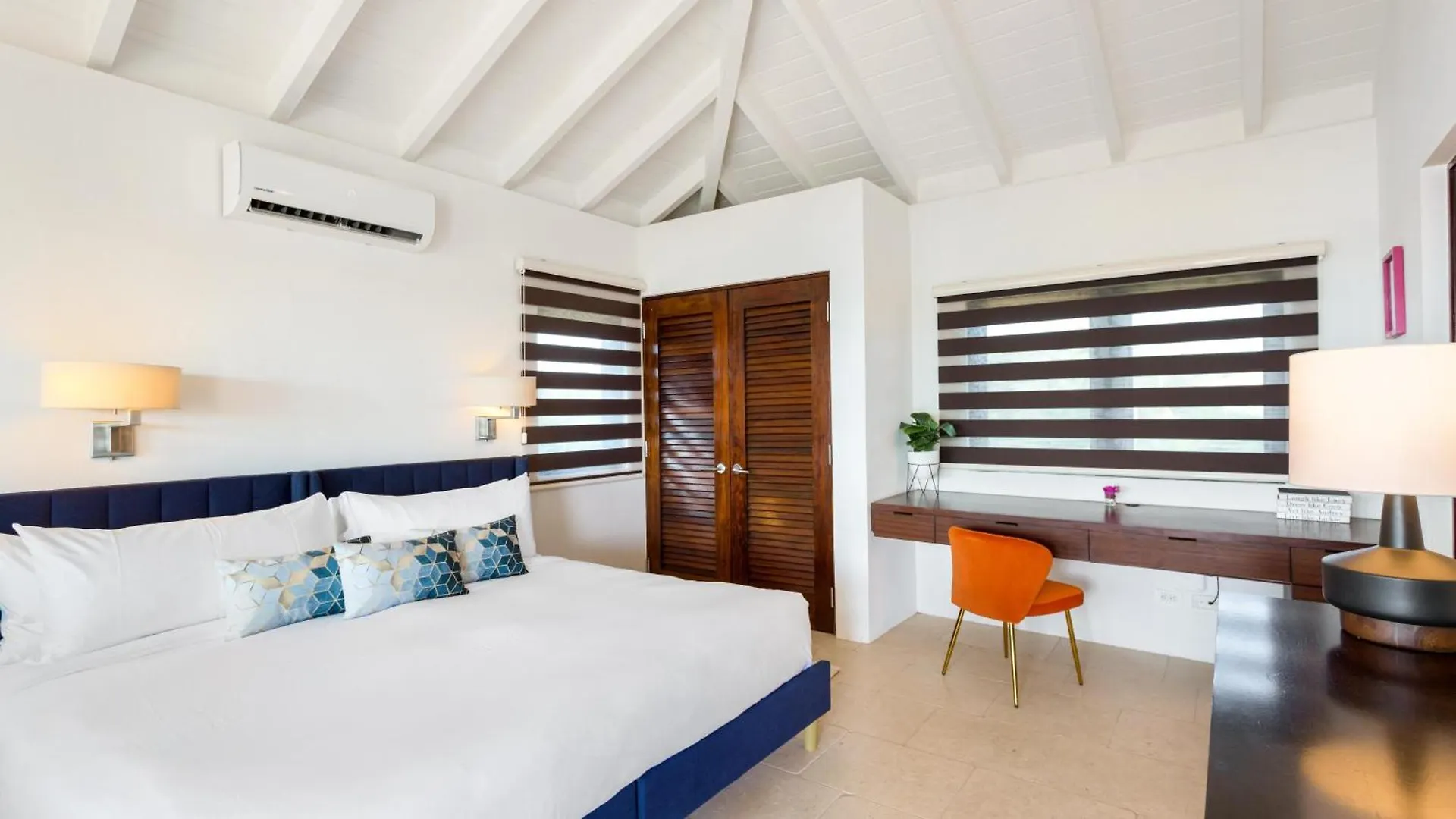 Апартаменты Songbird 4 Bedroom Anguilla Villa Валли Ангилья